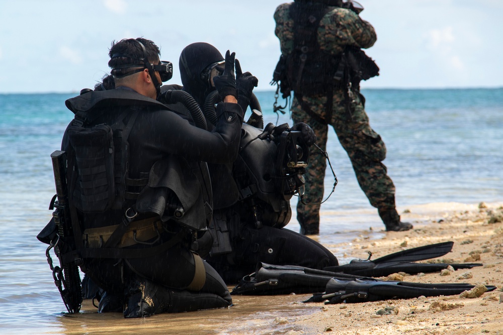 Joint Special Warfare Operators Execute Dive Exercise for RIMPAC 2024