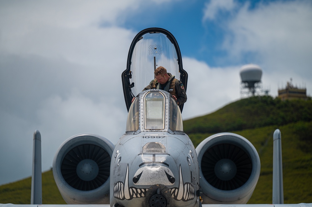 U.S. Air Force A-10 Thunderbolt II pilot at RIMPAC 2024