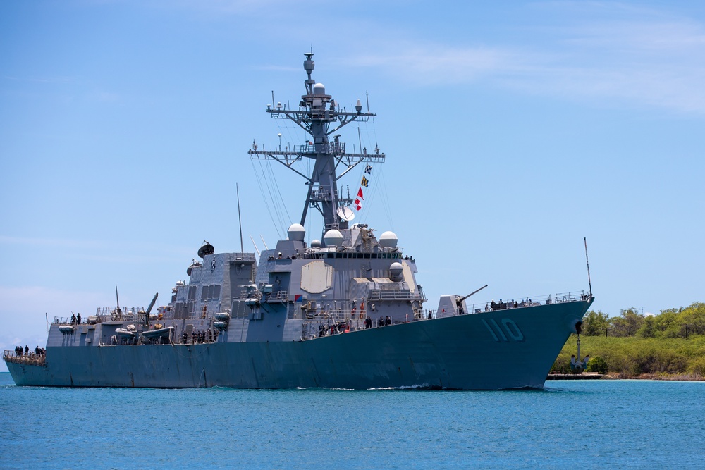 USS William P. Lawrence Returns to Port after RIMPAC 2024