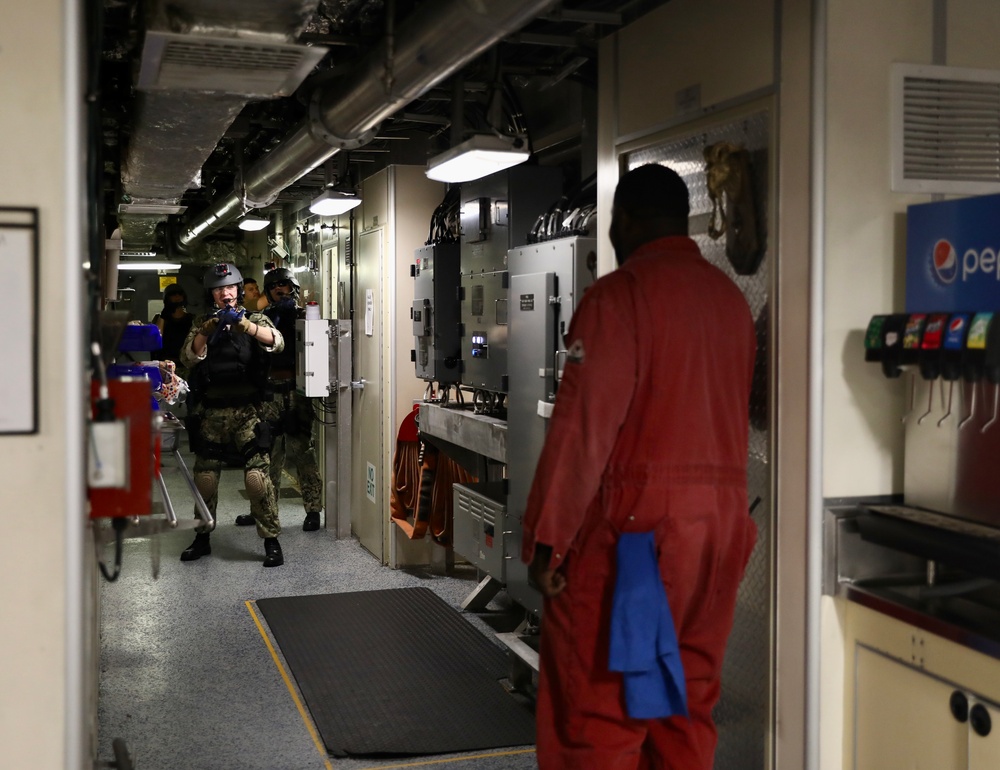 Sailors Aboard USS Gabrielle Giffords Perform Anti-Terrorism Drill