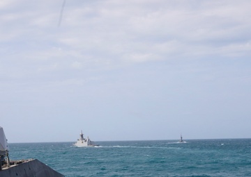 USS Gabrielle Giffords gets underway in Gulf of Thailand