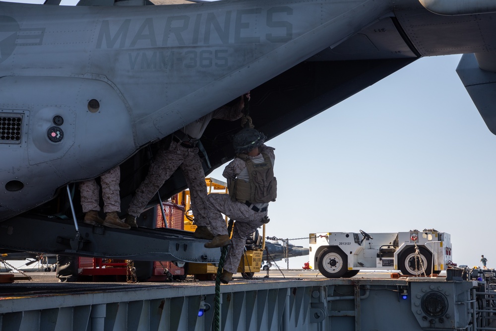 24th MEU (SOC) Fast Rope Training Aboard USS Wasp (LHD 1)