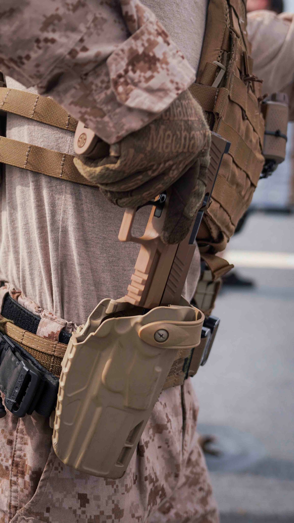 240729 – Reconnaissance Marines Conduct Dry Fire Drills Aboard USS Harpers Ferry