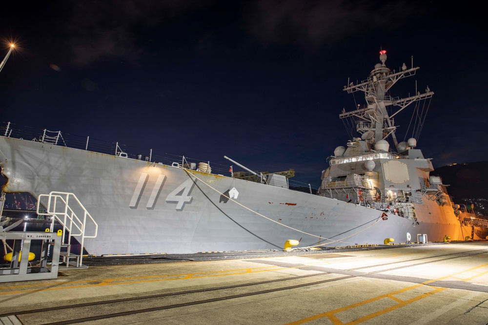 USS Ralph Johnson Departs Commander, Fleet Activities Sasebo