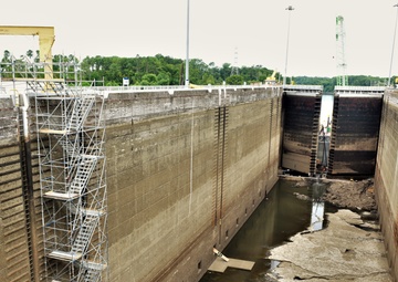 Maintainers drain Old Hickory Lock for inspection and repairs
