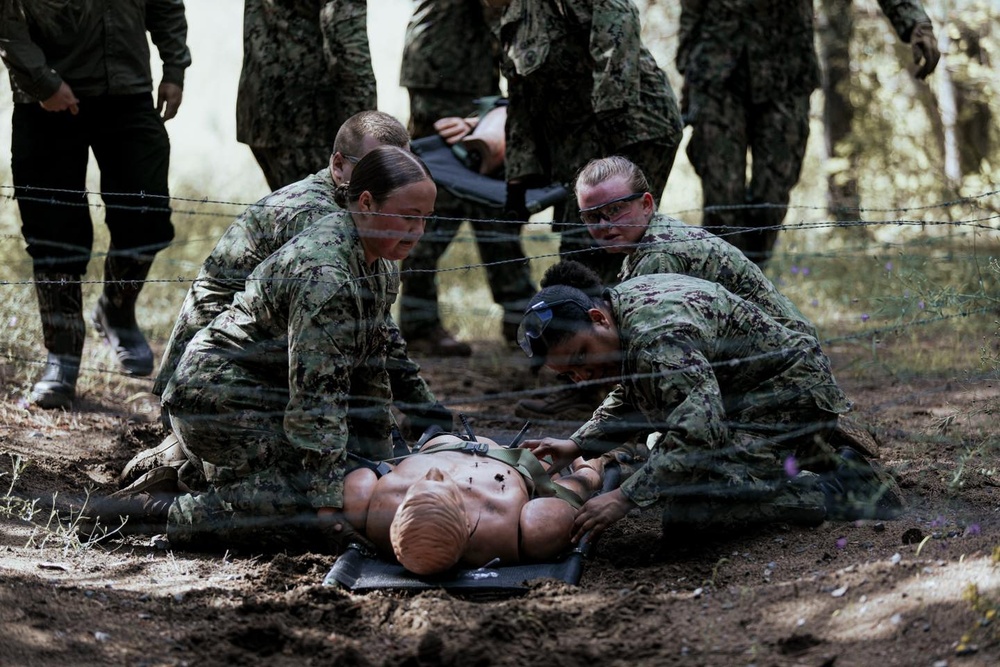 10th Mountain Division Hosts Medical Training for US Navy Sailors