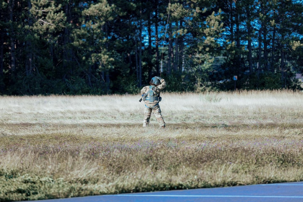 10th Mountain Division Hosts Medical Training for US Navy Sailors