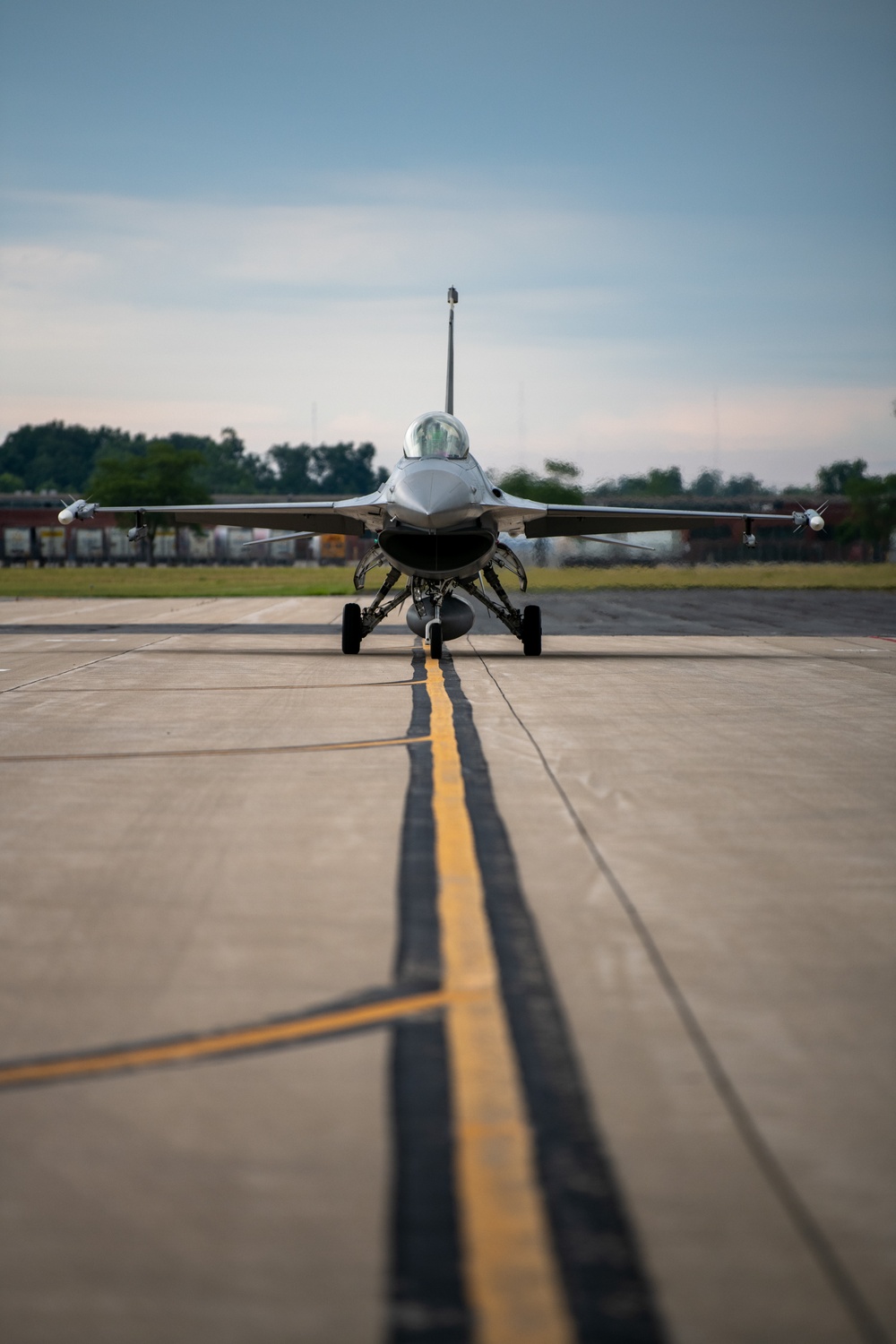 122nd Fighter Wing Commander flies first local F-16 sortie
