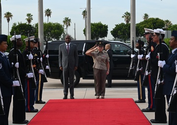 Dominica’s Prime Minister Visits SOUTHCOM