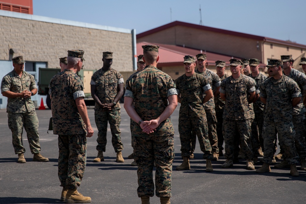 Commandant of the Marine Corps visits 1st LAR