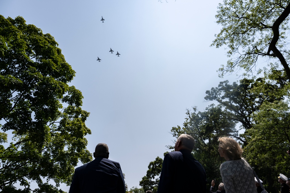 Military Funeral Honors with Funeral Escort are Conducted for Retired 29th Commandant of the Marine Corps Gen. Alfred Gray, Jr.