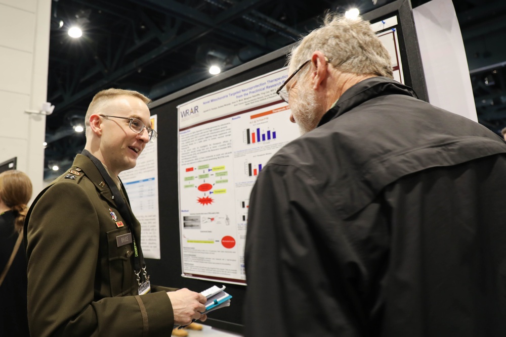 WRAIR team highlights mission and research during SOMA