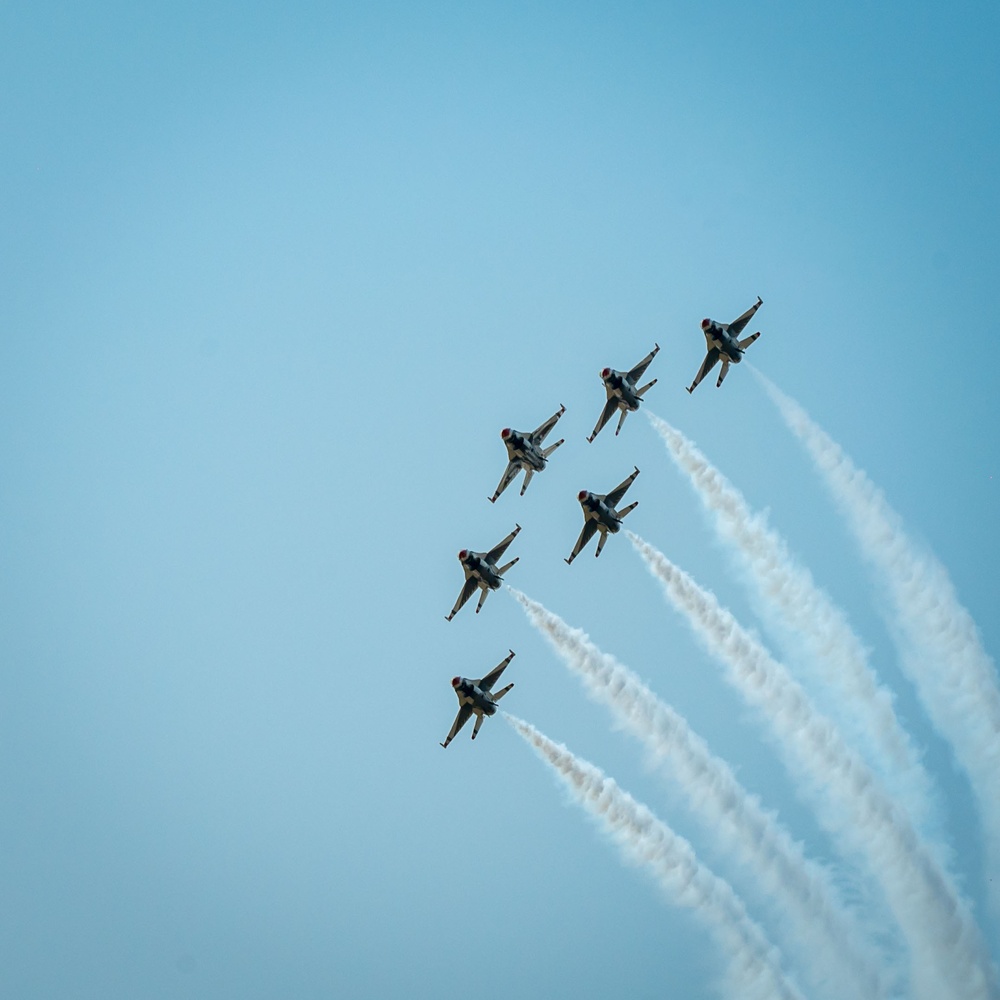 Thunderbirds take flight at Wings Over Wyoming