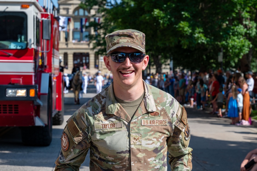 Cheyenne Frontier Days - Grand Parade kickoff