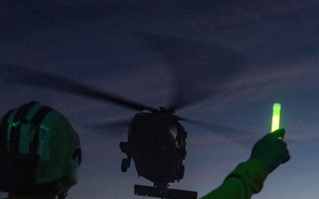 UH-60 Black Hawk crew qualifies aboard USCGC Midgett during RIMPAC 2024