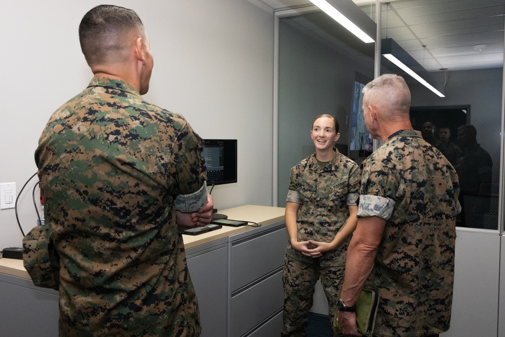 Commandant and Sergeant Major of the Marine Corps visit MCAS Yuma