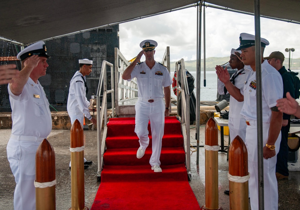 USS Springfield Holds Change of Command