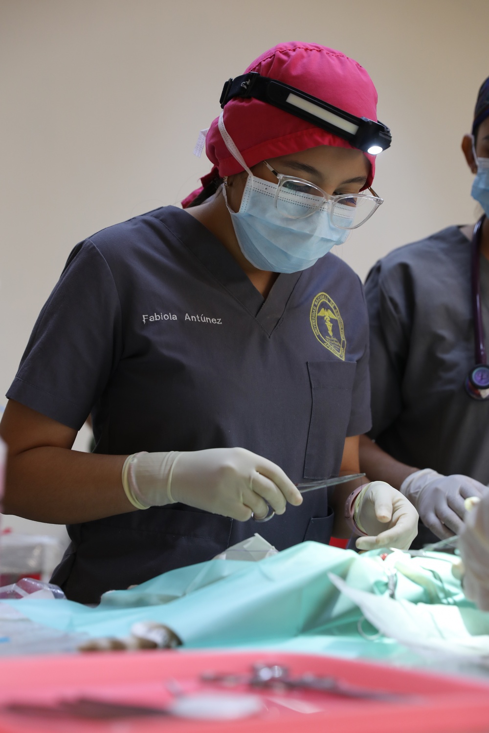 U.S. Army Veterinarians Help Hondurans