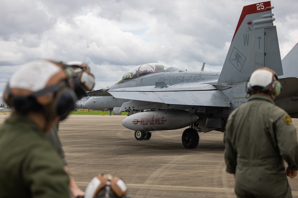 An Opportunity of a Lifetime | Marines with VMFA(AW)-224 Experience Flight in an F/A-18 Hornet During an Incentive Flight