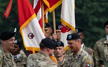 Maj. Gen. Howay Bids Farewell as Brig. Gen. Simmering Assumes Command of Division East