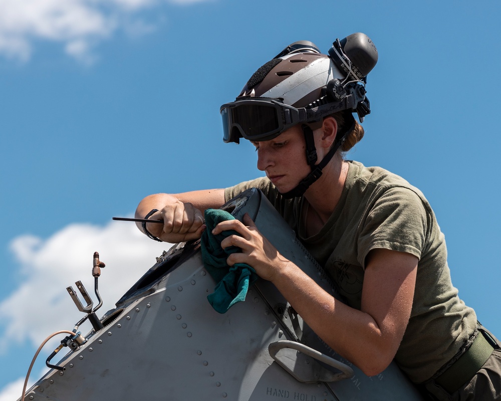 RD24 | HMLA-367, Aircraft Maintenance at Camp Metabaru