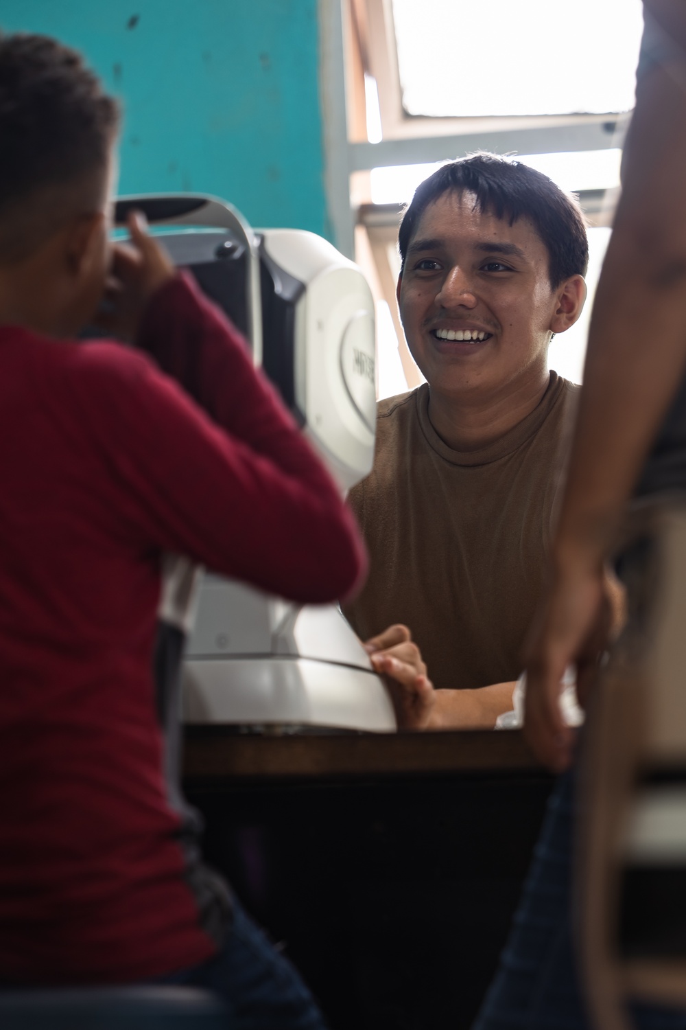 Continuing Promise 2024 personnel collaborate with Fuerza Naval de Honduras and Honduran medical professionals in Puerto Cortés, Honduras