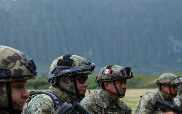 EOD Techs Conduct Ordnance Clearing Exercise