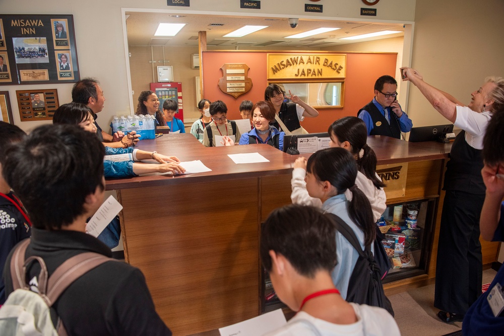 35 FW hosts Junior English tour
