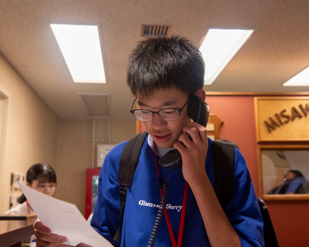 35 FW hosts Junior English tour