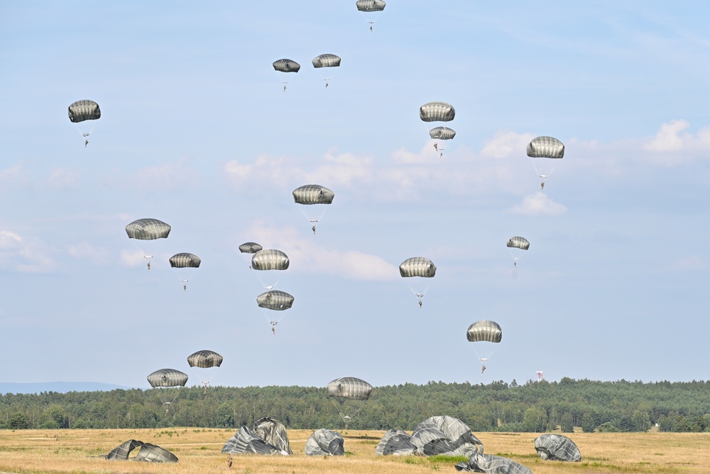 Sky Soldiers conduct Airborne Ops