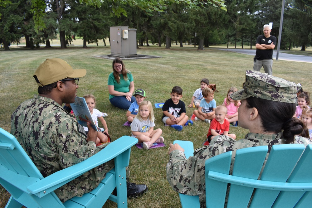 International Day of Friendship reading time at the the CDC