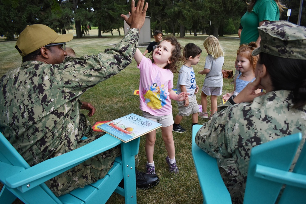 International Day of Friendship reading time at the the CDC