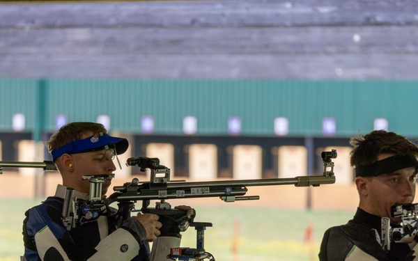 Sgt. Ivan Roe Men's 50m 3 position Rifle Qualifiers