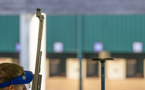 Sgt. Ivan Roe Men's 50m 3 position Rifle Qualifiers