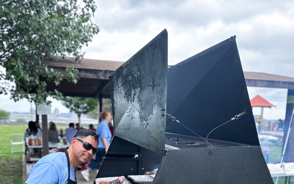 SSP Workforce, Families Come Together at Command Picnic