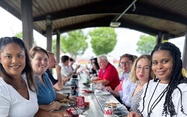 SSP Workforce, Families Come Together at Command Picnic