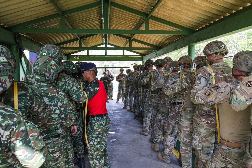 US, Colombian paratroopers conduct airborne rehearsals for exercise HYDRA III 2024