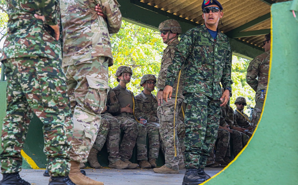 US, Colombian paratroopers conduct airborne rehearsals for exercise HYDRA III 2024