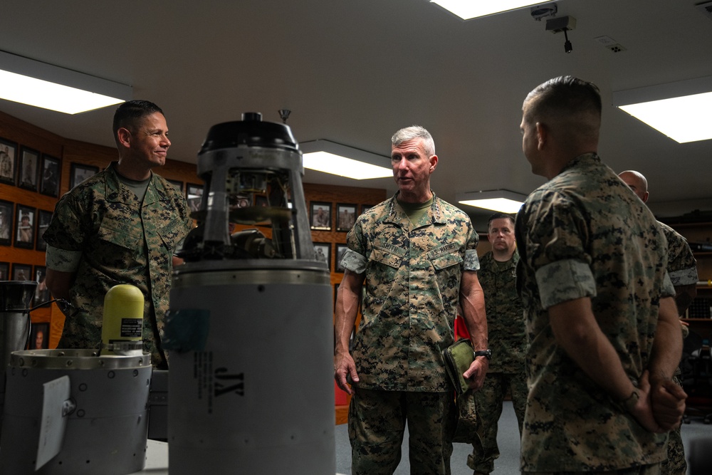 Commandant, Gen. Eric M. Smith and Sergeant Major of the Marine Corps, Sgt Maj. Carlos A. Ruiz visit Marine Corps Air Station Yuma