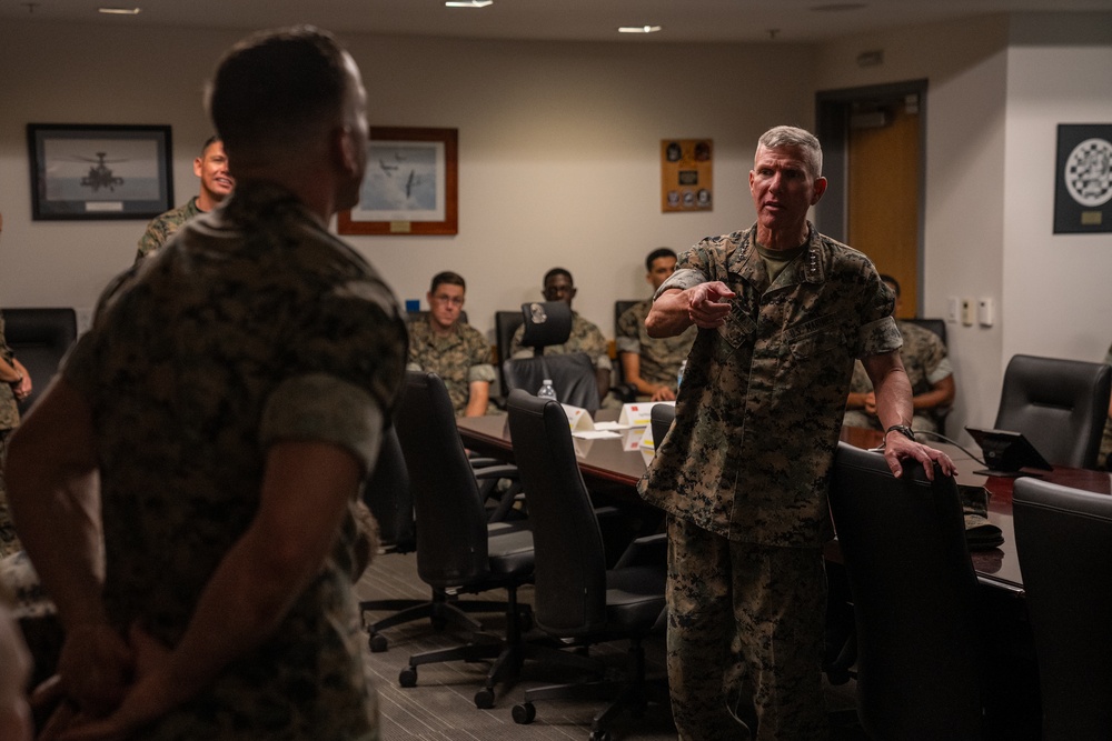 Commandant, Gen. Eric M. Smith and Sergeant Major of the Marine Corps, Sgt Maj. Carlos A. Ruiz visit Marine Corps Air Station Yuma