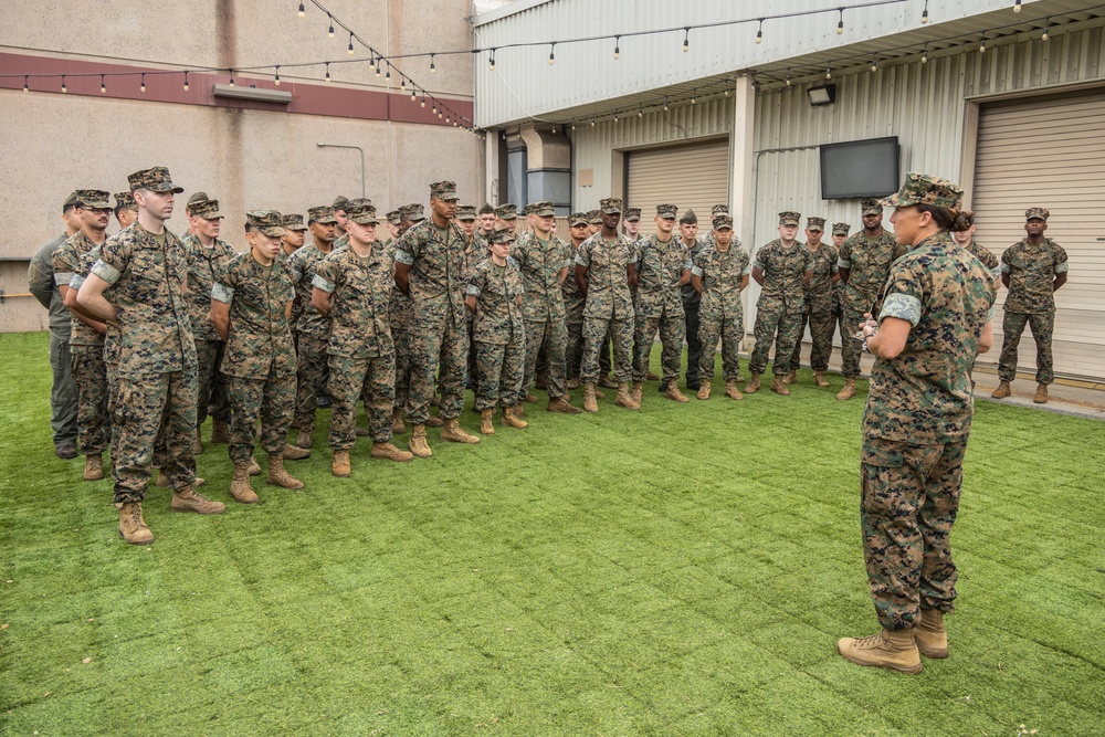 Camp Pendleton Deputy Commander awards MCAS CAMPEN