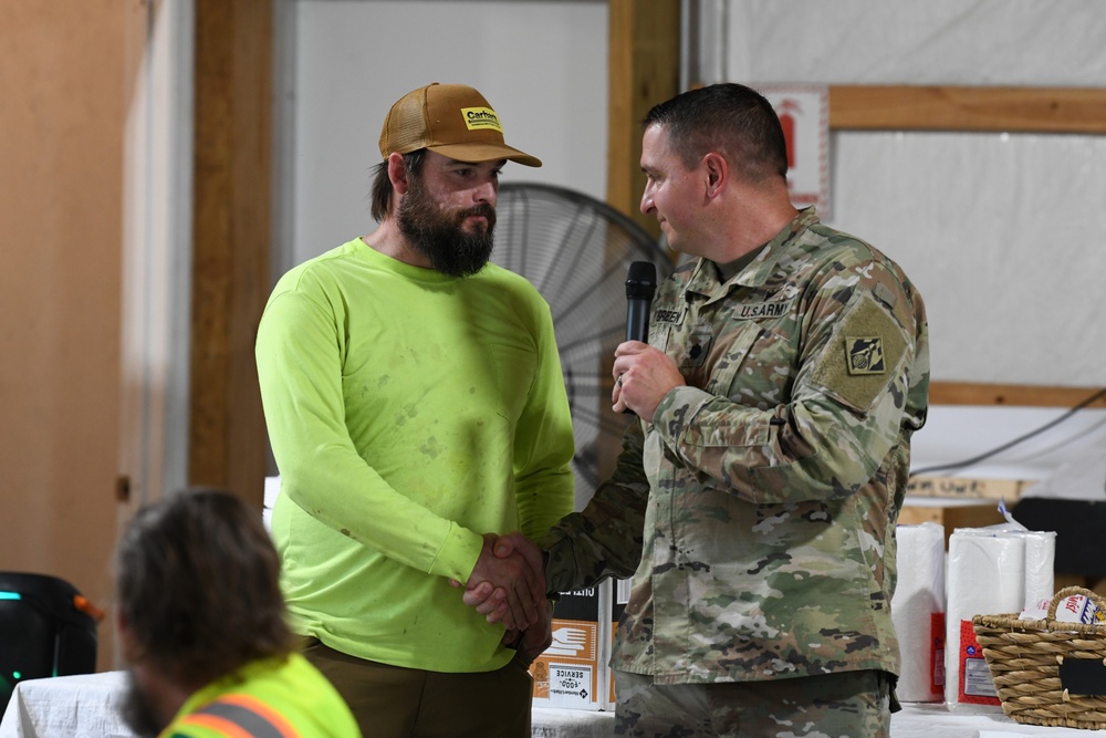 U.S. Army Corps of Engineers and Kentucky Lock contractor celebrate safety milestone