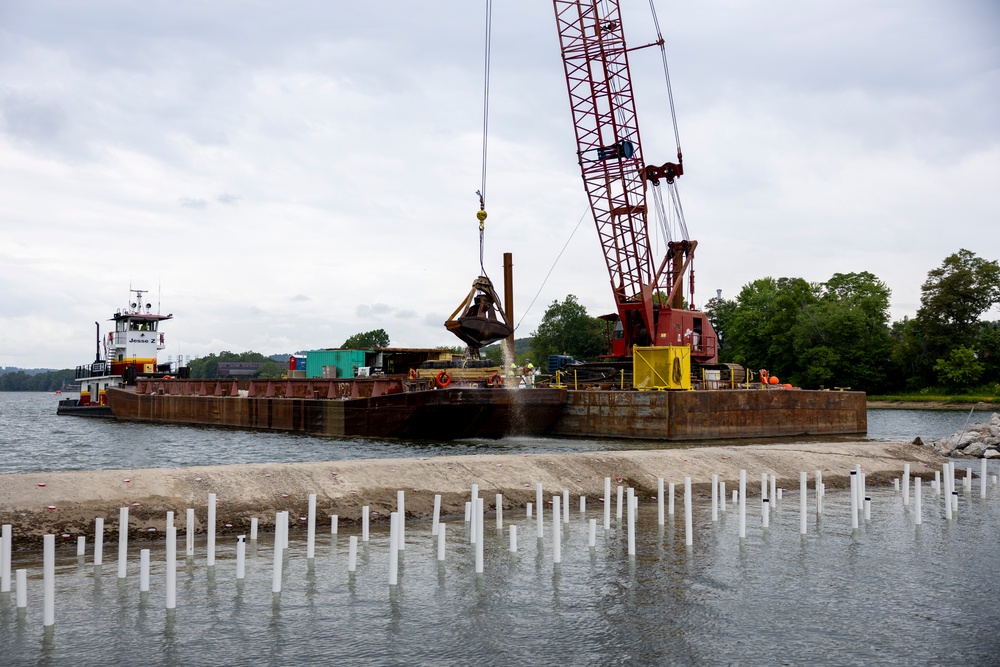 Clearing the way for navigation at Elizabeth