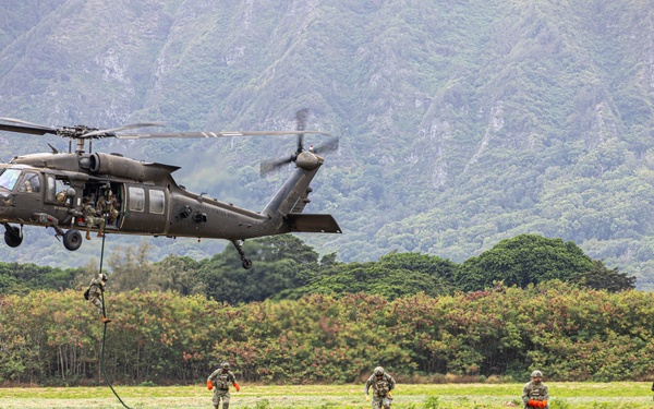 25th Combat Aviation Brigade supports U.S. Navy EOD operators fast rope training during RIMPAC 2024