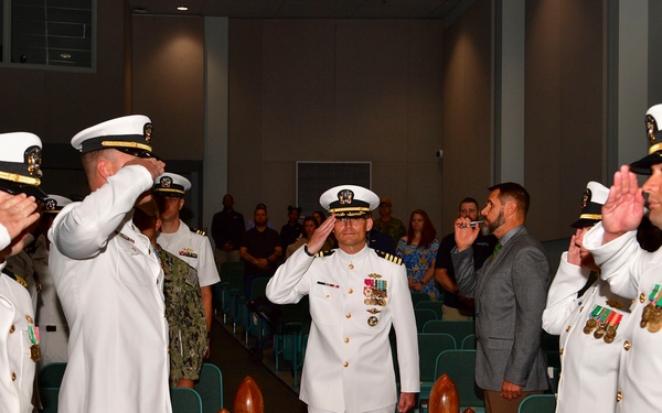 NAVFAC NW Holds Change of Command Ceremony