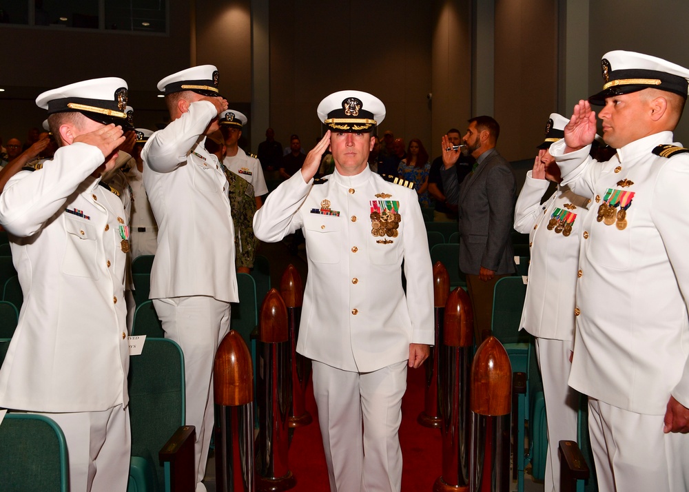 NAVFAC NW Holds Change of Command Ceremony