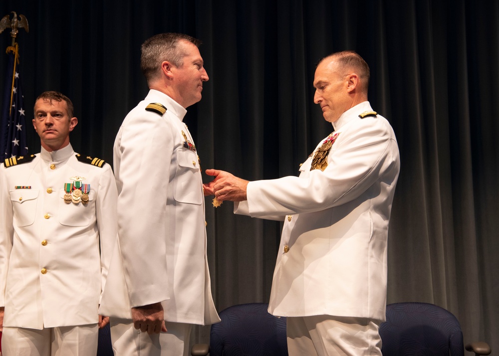 NAVFAC NW Holds Change of Command Ceremony