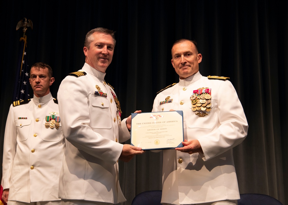 NAVFAC NW Holds Change of Command Ceremony