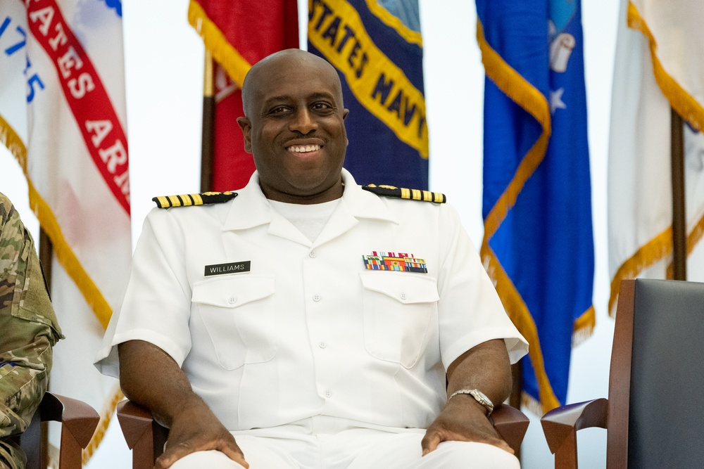Farewell to Captain Carlos D. Williams and Welcome to LTC (P) Shannon C. Ford