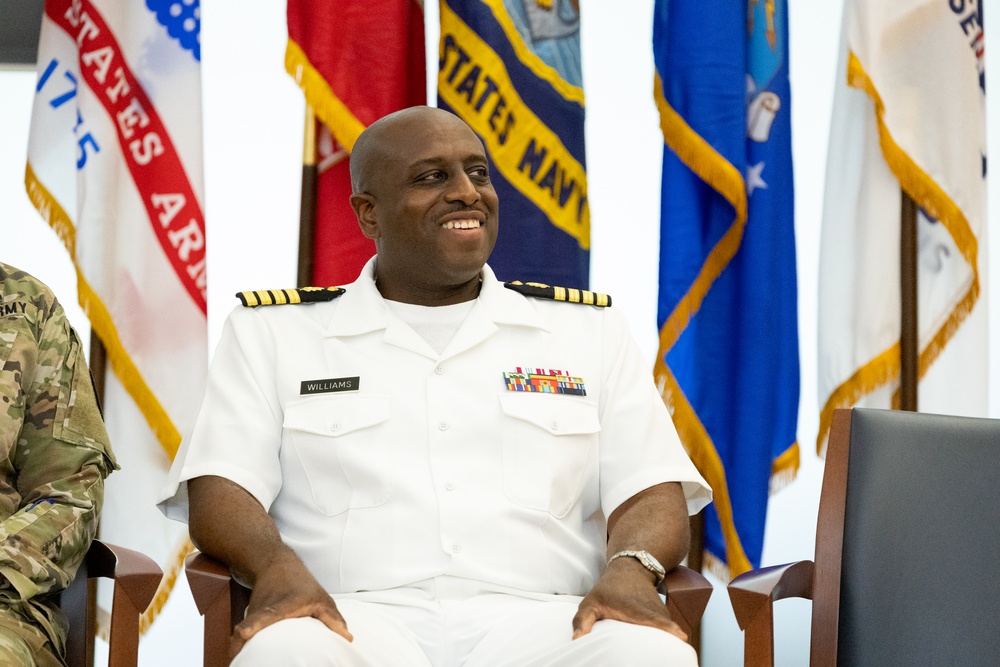 Farewell to Captain Carlos D. Williams and Welcome to LTC (P) Shannon C. Ford